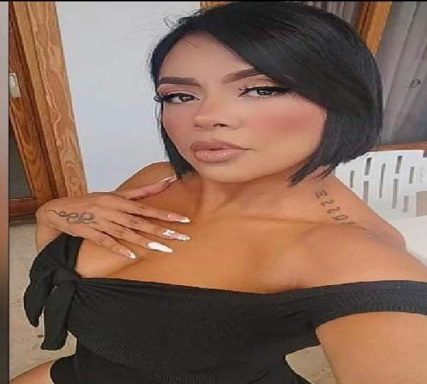 PAJITA RUSA Y UN CULITO APRETADO PARA DARTE PLACER.