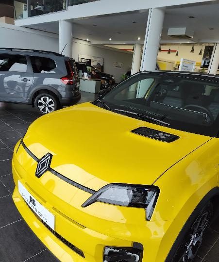 PARA XICA MUY JOVEN, OFREZCO DINERO A CAMBIO DE COMER XOXO ETC.... SIN MALOS ROLLOS EN SANLÚCAR DE BARRAMEDA