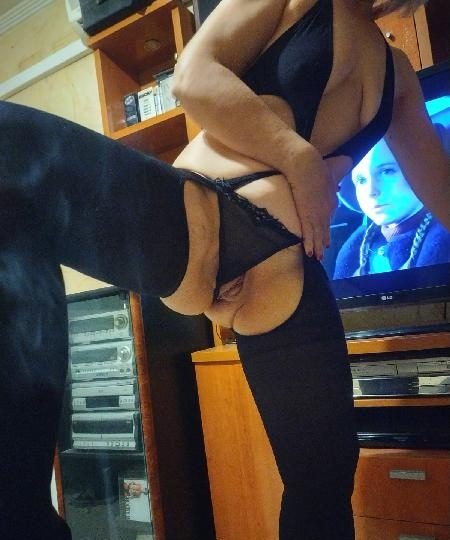 PAREJA BUSCA CHICAS EN HUELVA