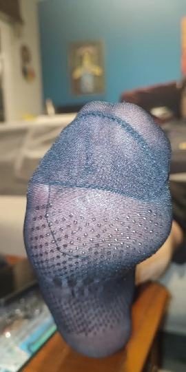 PASIVAKO PAGO A MACHO CON OLOR FUERTE DE PIES EN MADRID