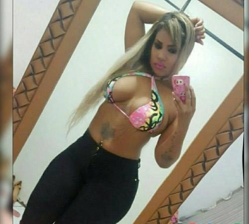 PECHUGONA Y DE BUEN CULO EN VALLADOLID