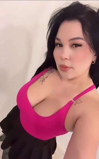 !PERRA MORBOSA VEN A CHUPAR MIS GRANDES TETAS