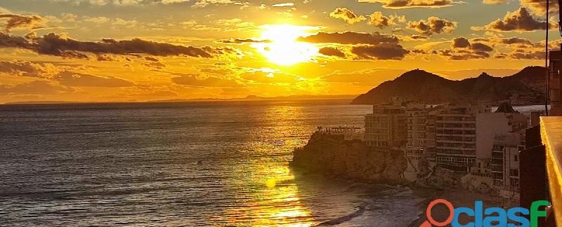 PLAZA PRIMERA LINEA BENIDORM EN BENIDORM