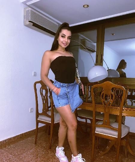 POLLA JUGOSA Y MUY LECHERA SALIDAS X 100 EN XÀTIVA