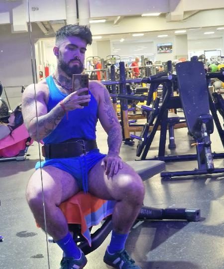 POSEIDON LATINO EN PAMPLONA