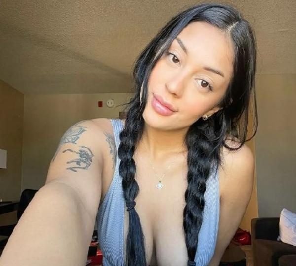 QUE HARÍAS CON UNA CHICA TAN GUAPA COMO YO/* EN COSTITX