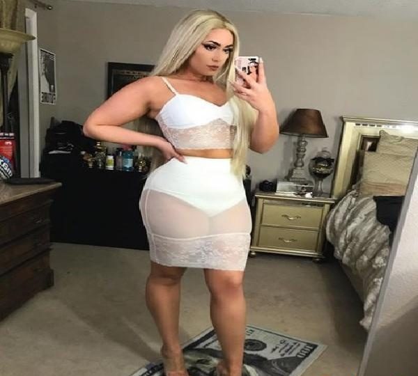 QUIERO DARTE MUCHA CAÑA Y ME LA DES TU A MI, EN HUESCA