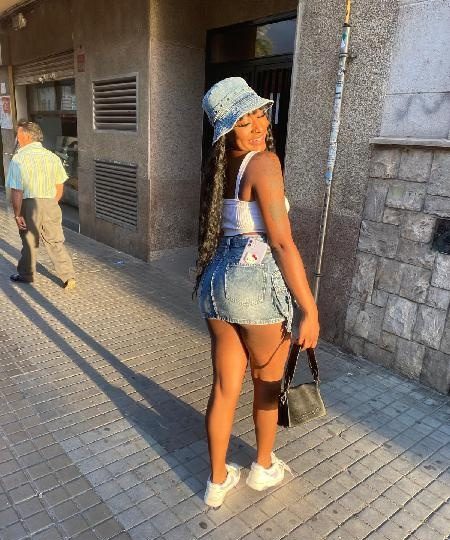 QUIERO QUE ME PONGAS EN 4