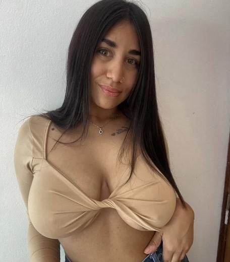 REBECA ESTOY CASADA.BUSCO UNA AMANTE ¿TE APETECE ? ? ? ? EN BALONES