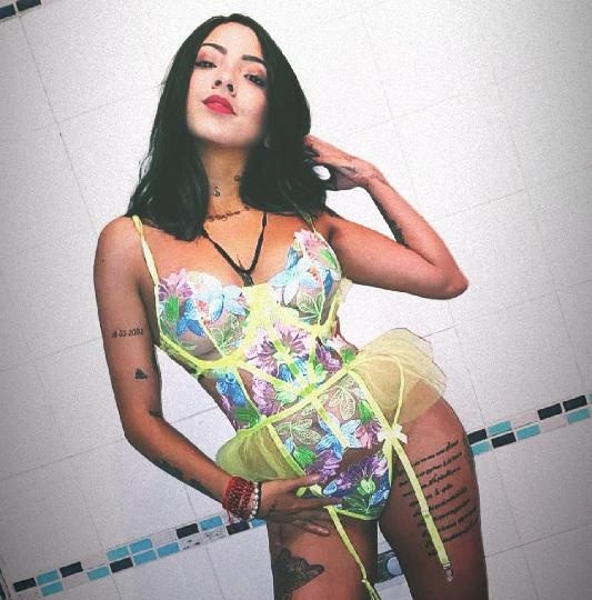 RICA ESCORT, MUY GANOSA Y CALIENTICA...