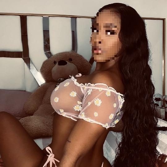 RICO CUERPO DE CUBANA PARA FOLLAR EN XÀBIA