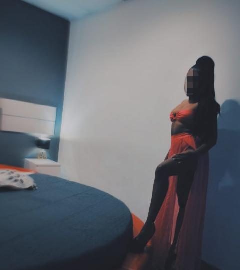 SALIDA DE SEXO Y CACHONDEO DESDE 100E EN VALENCIA