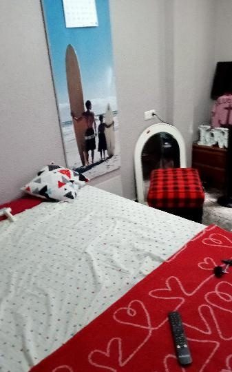 SE ALQUILA HABITACIÓN POR HORAS O DIAS EN ERMUA