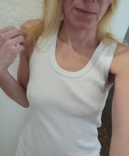 SE HACEN SALIDAS A DOMICILIO Y HOTEL EN ESTEPONA