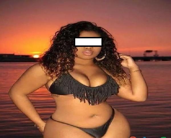 SE ME CAE LA BABA SI PIENSO EN LAMER TU POLLA. EN PAMPLONA