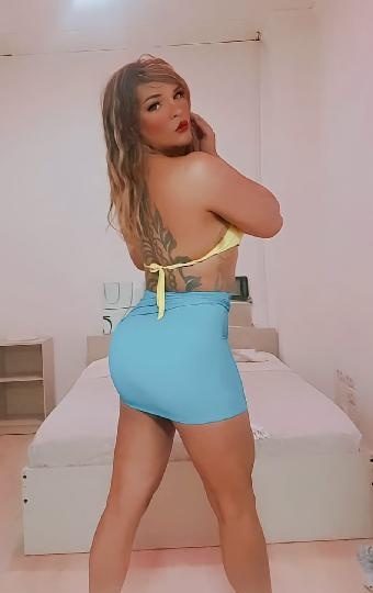 SEDUCTORA COME POLLAS EN VALENCIA
