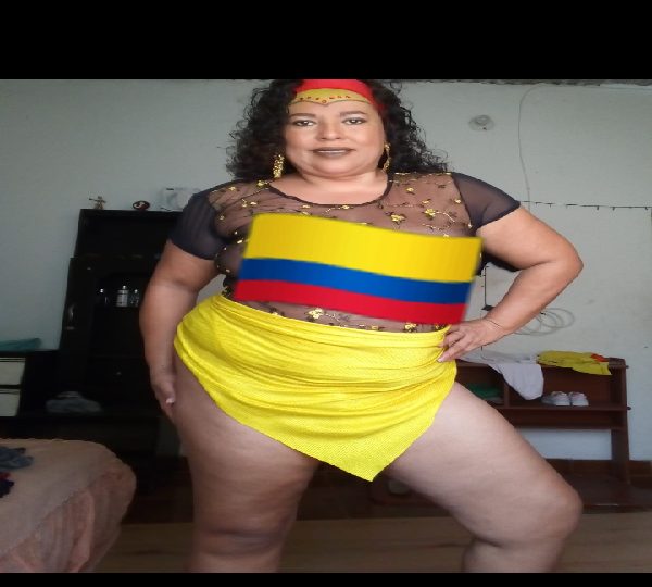 SEXY GORDA MADURA COLOMBIANA EN ESPAÑA