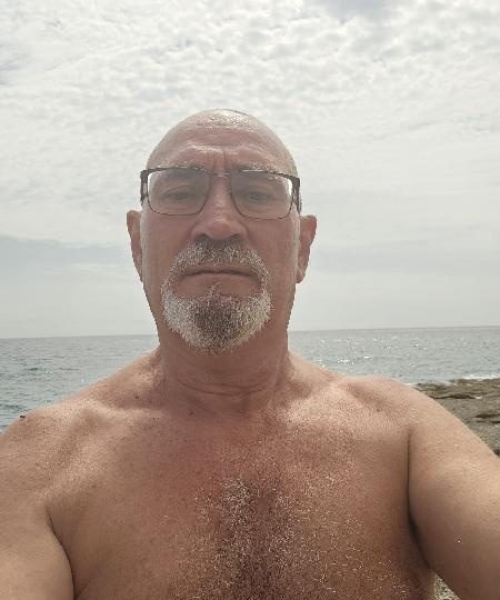 SI TE GUSTA QUE TE COMAN EL COÑO, SOY TU HOMBRE EN ALMERÍA