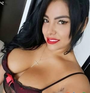 SI TE GUSTAN MIS TETAS A QUÉ ESPERAS ?? EN BACARES