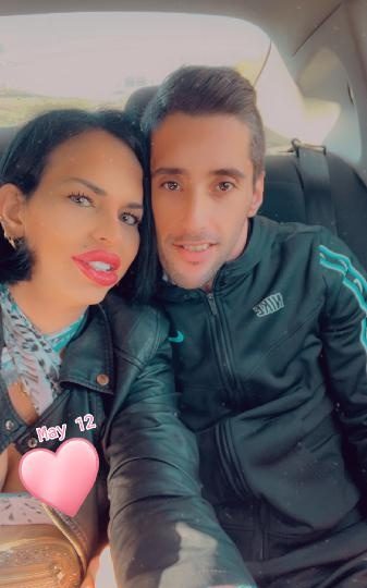 SOMOS UNA PAREJA JÓVEN COLOMBIANA Y ESPAÑOL EN ESPAÑA