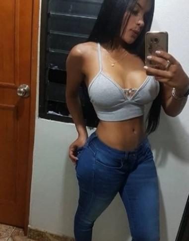 ()SOY ANDREINA UNA LATINA MUY SEXY CACHONDA() EN AIGUAFREDA