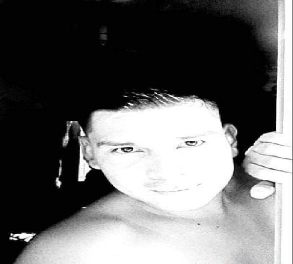 SOY CHICO LATINO ETERO DE 36 AÑOS EN SEVILLA