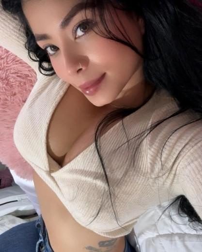 SOY ESTHER UNA CHICA DE 22 AÑOS QUIERO SEXO ¡ EN ARIÑO