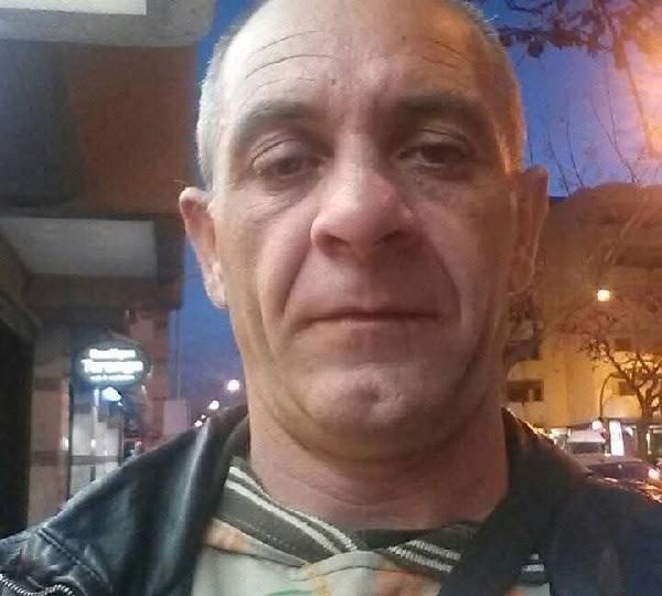 SOY HOMBRE Y ESTOY BUSCANDO SEXO GRATIS O UN REGALO EN SEVILLA