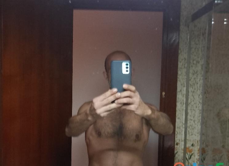 SOY NUEVO EN BILBAO.ME ENCANTA PARTICIPAR EN EL PLACER DE UNA MUJER Y SER YO QUIEN LA HAGA CORRERSEE EN BILBAO