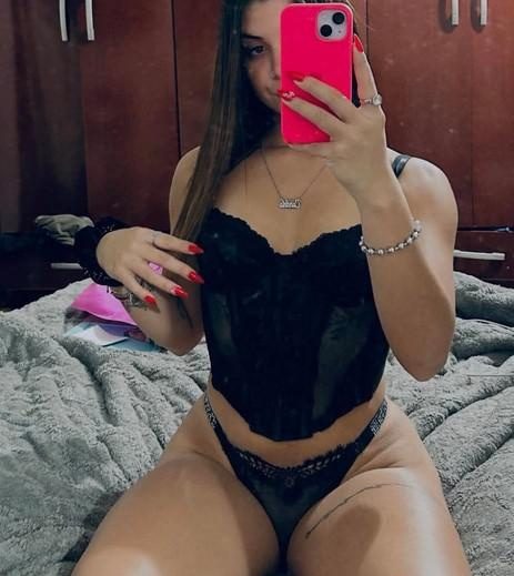 SOY PICANTONA Y REBELDE EN LA CAMA,/// EN CEUTA