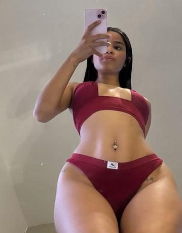 SOY TU LATINA TRAVIESA JUGUETONA Y MUY OBEDIENTE / / / / EN CALAÑAS