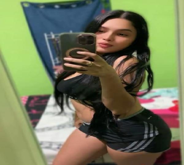 SOY UNA CHICA MUY SENSUAL Y CALIENTE EN LA CAMA NAVARRA