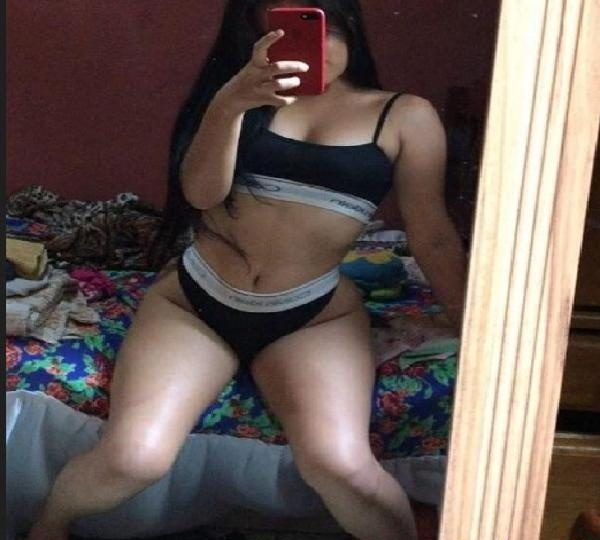 SOY UNA CHICA SUMISA LISTA PARA CUMPLIR TODAS TUS FANTASÍAS EN BARBERÀ DEL VALLÈS