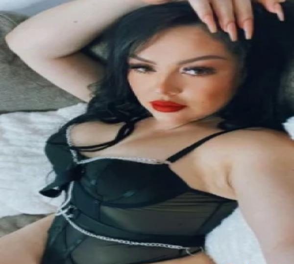 SOY UNA GOLFA MUY JUGUETONA Y CACHONDA // // // // EN BASCONCILLOS DEL TOZO