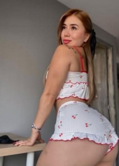 SOY VALERIA ESA CHICA QUE ESTABAS BUSCANDO? LA CORUÑA EN BOQUEIXÓN