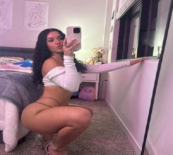 SOY VICIOSA Y MUY ZORRA. QUIERES FOLLARME? AMISTAD PONTEVEDRARA EN COTOBADE