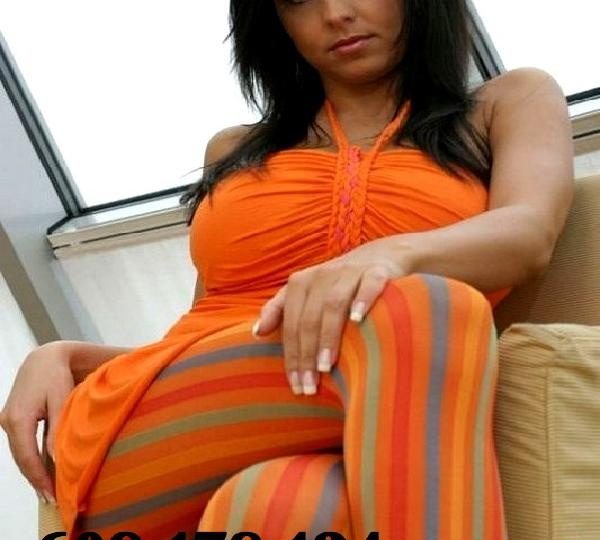 SS.MADURITA TENGO EL COÑO CALIENTE, BUSCO CHICOS QUE ME LA MAMEN./ EN A CORUÑA