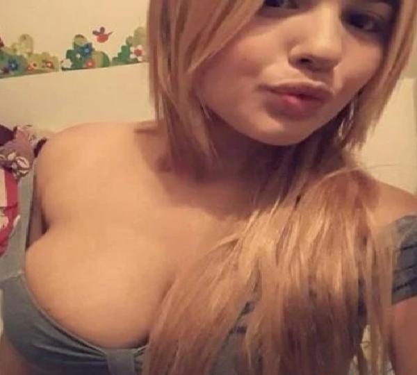 SUPER TETONA CUBANA QUIERO POLLA ESPAÑOLA / / / / / / / EN ARMUÑA DE ALMANZORA