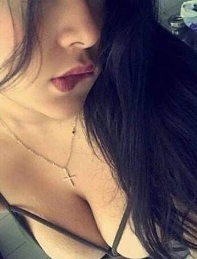 TE GUSTAN MIS TETAS QUÉ HARÍAS CON ELLAS? EN ARAPILES