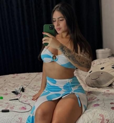 TE GUSTARIA QUEDAR CONMIGO ? ? ? EN BORRENES