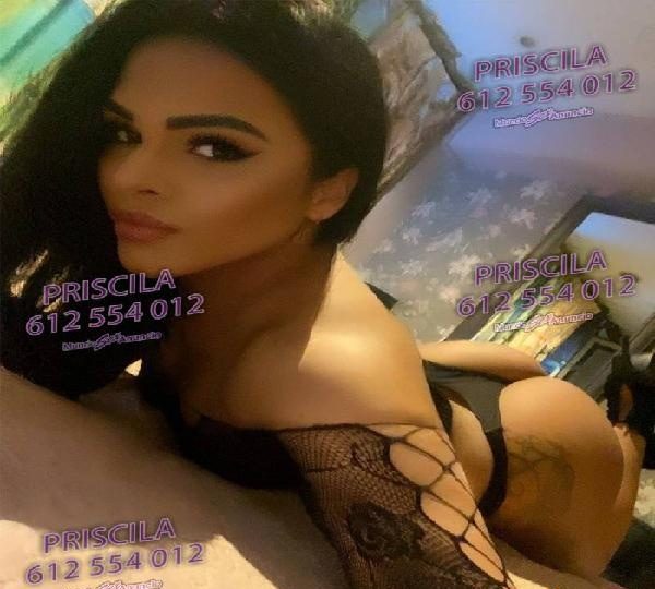 TENGO LA POLLA DURA VEN A VERME EN VALENCIA