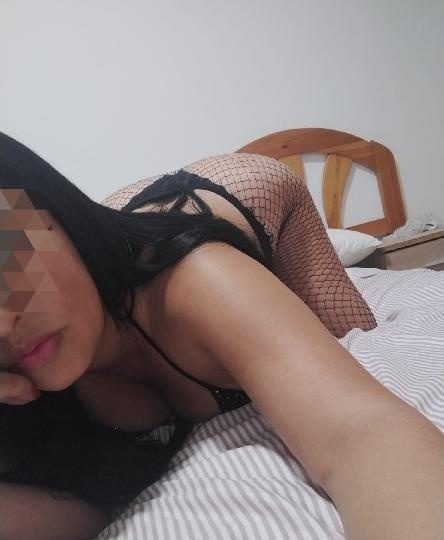 TETONA MONTA POLLA VAQUERA EN VALENCIA