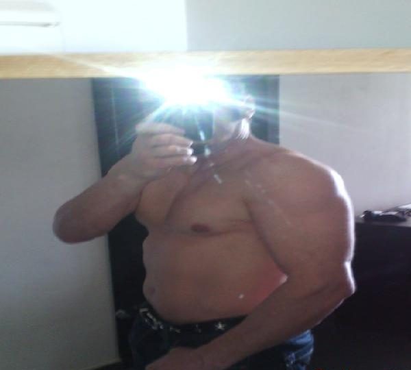 TIO BUSCA CHICA SOLTERA O CASADA EN ALCALÁ DE HENARES