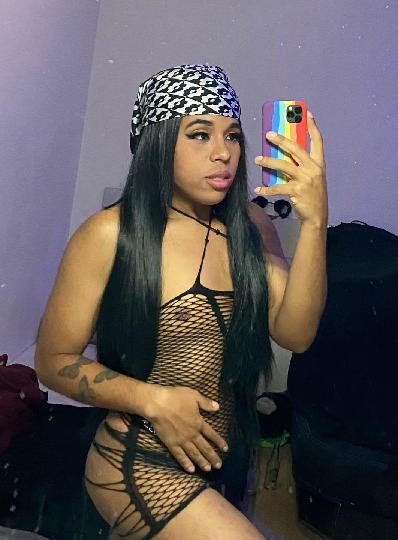 TRANS COMPLETA Y MUY CACHONDA EN VALENCIA