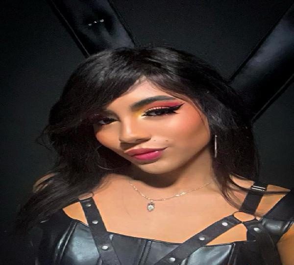 TRANS EXTROVERTIDA Y FIESTERA EN GANDIA