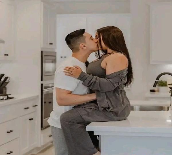 UNA ESTRUCTURA DE PLAYA CONTRATA A OBSESIONADOS PARA RODAR UN CASTING XXX (111) EN VILLARGORDO DEL CABRIEL