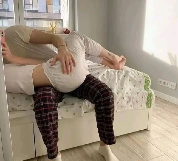 UNA ESTRUCTURA DE PLAYA CONTRATA ACTORES Y ACTRICES PARA EL CASTING PORNO DE CLAMP MAX (5195)+ EN FERNÁN CABALLERO