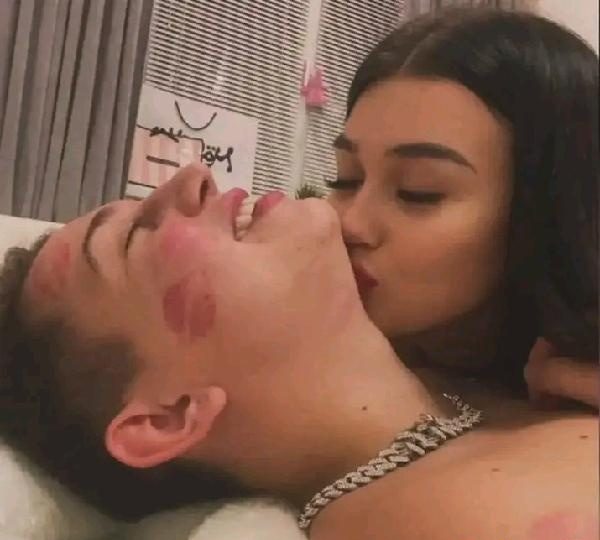 UNA ESTRUCTURA DE PLAYA CONTRATA ACTORES Y ACTRICES PARA UN CASTING PORNO DE CIERRE MÁXIMO (205); EN ABELLA DE LA CONCA