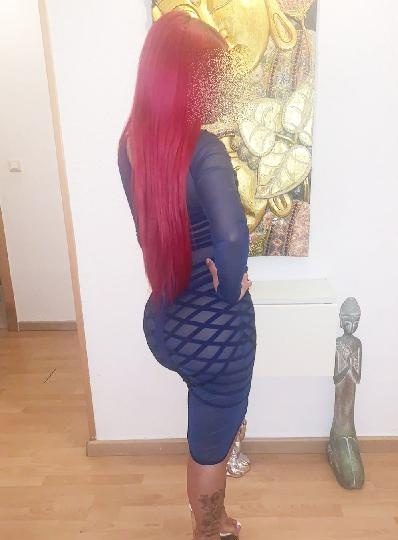 UNA MUJER EXPLOSIVA DISFRUTA CON MI SHOW ERÓTICO EN VALENCIA