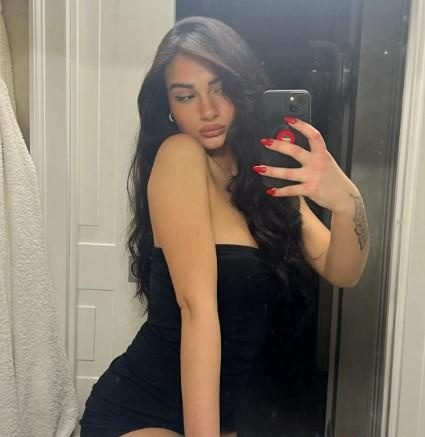 (_(_VEN GUAPO, DAME UN BUEN POLLAZO * * * *_)_) EN CLARÉS DE RIBOTA